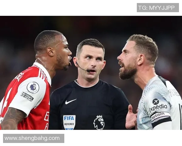 探秘那些鲜为人知却才华横溢的足球明星与他们的独特故事