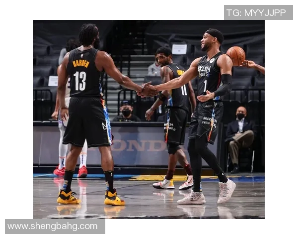 欧文与众多足球明星亲密合照展现友谊与激情的精彩瞬间